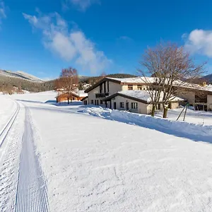 3* Hotel Logis Le Vernay